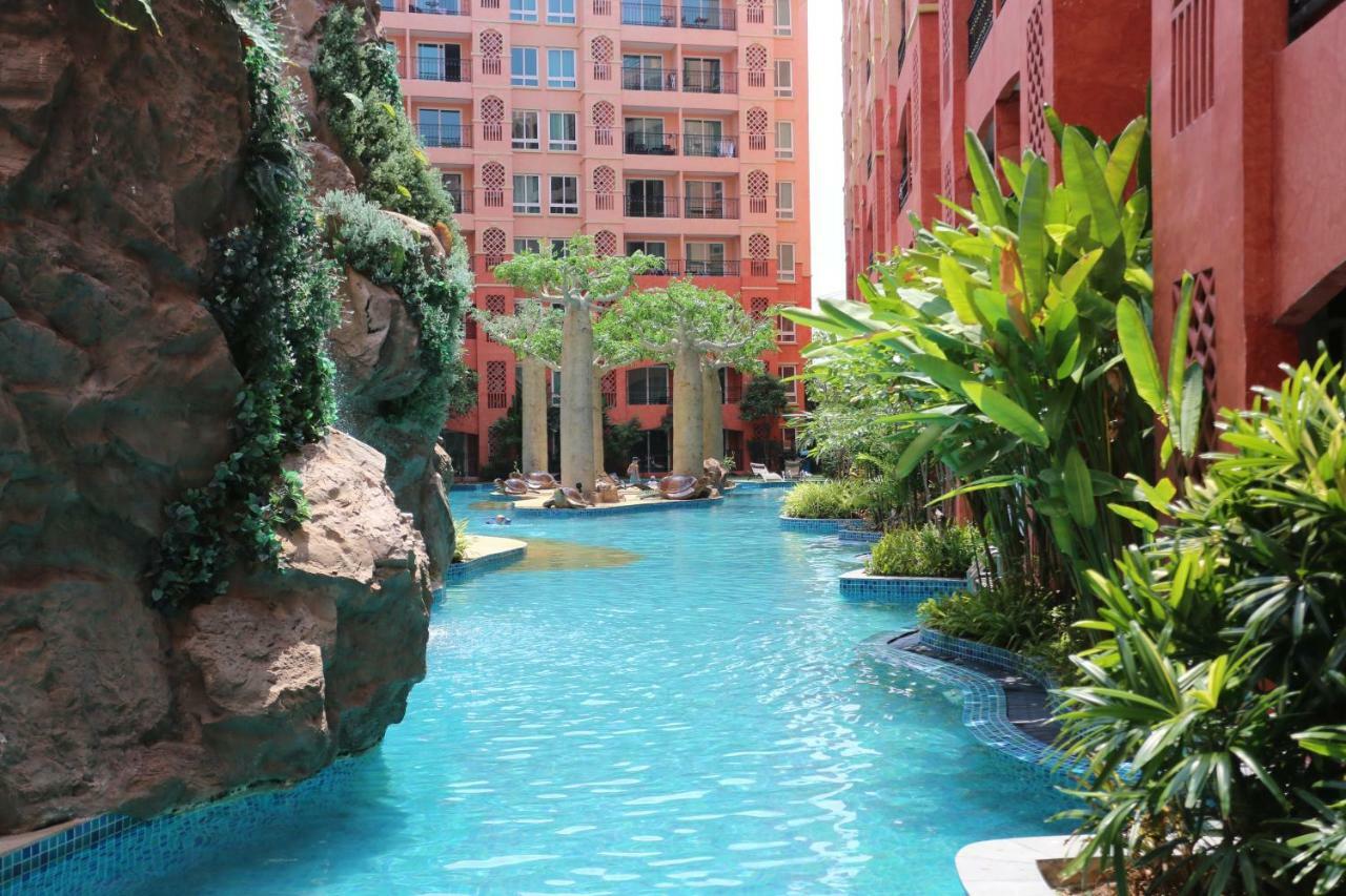 Seven Seas Condo Resort By Jay Jay ジョムティエンビーチ エクステリア 写真