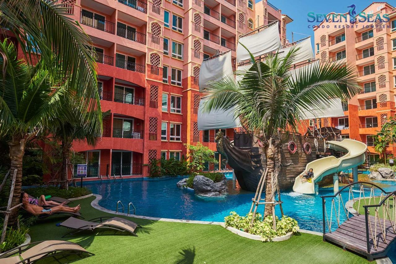 Seven Seas Condo Resort By Jay Jay ジョムティエンビーチ エクステリア 写真