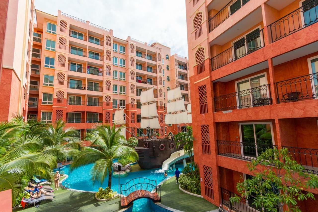 Seven Seas Condo Resort By Jay Jay ジョムティエンビーチ エクステリア 写真