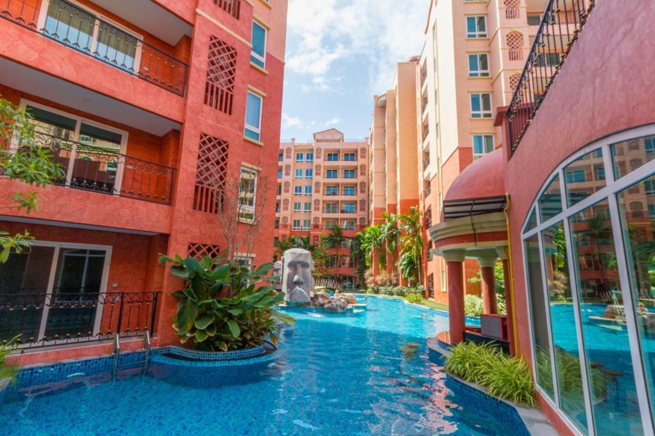 Seven Seas Condo Resort By Jay Jay ジョムティエンビーチ エクステリア 写真