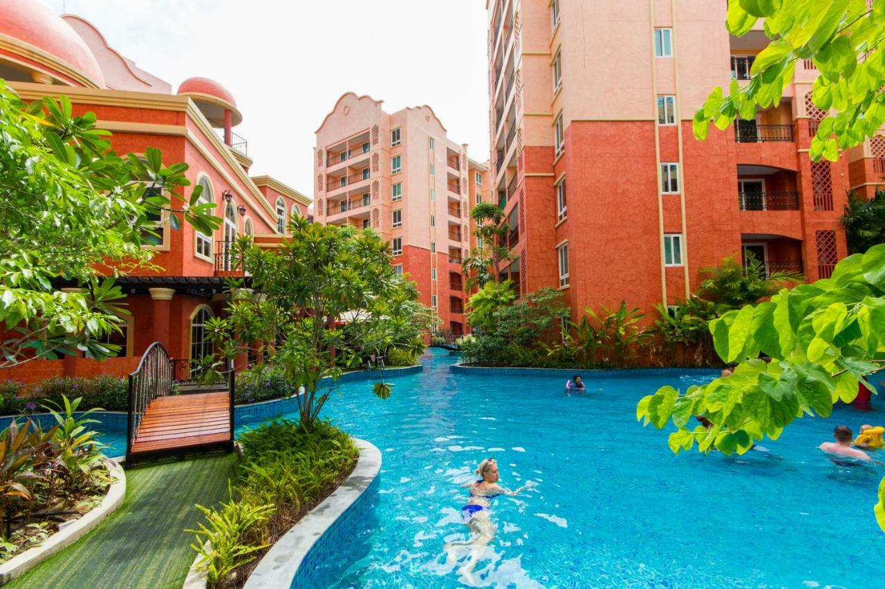 Seven Seas Condo Resort By Jay Jay ジョムティエンビーチ エクステリア 写真