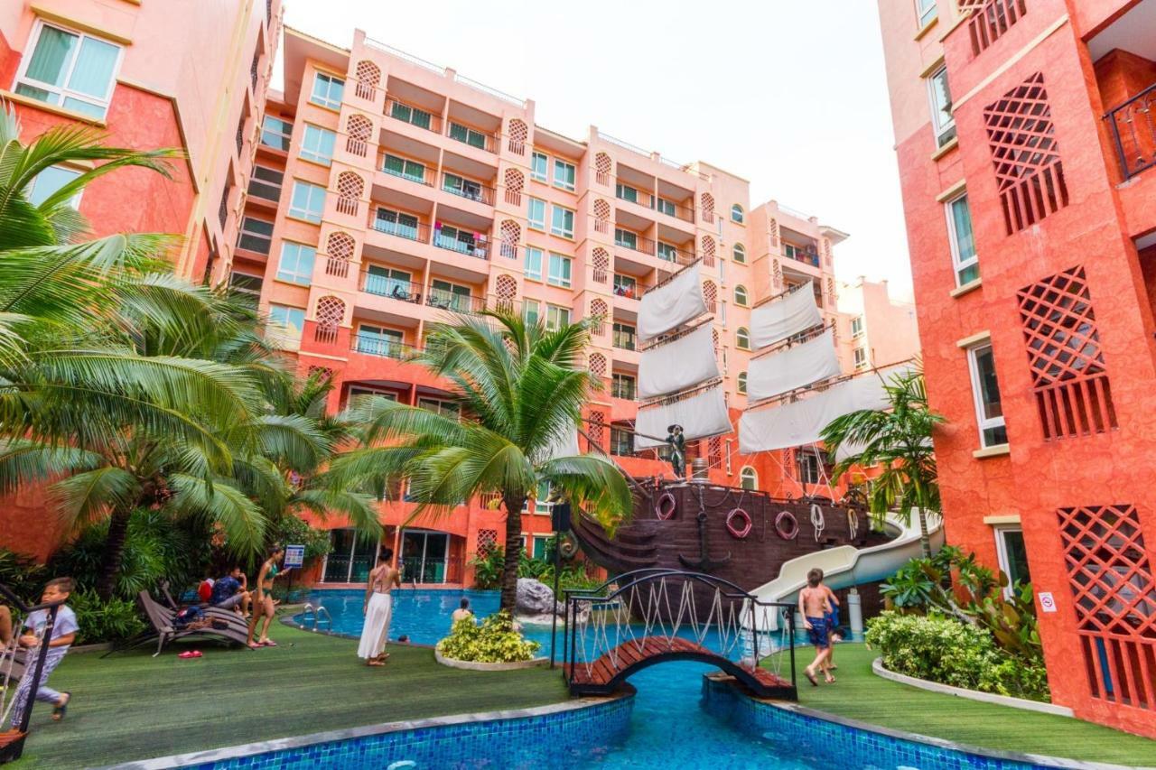 Seven Seas Condo Resort By Jay Jay ジョムティエンビーチ エクステリア 写真