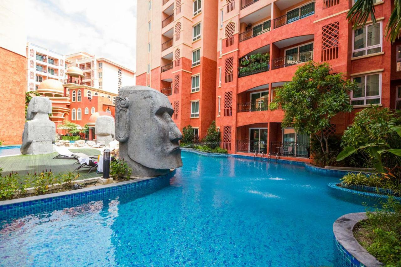 Seven Seas Condo Resort By Jay Jay ジョムティエンビーチ エクステリア 写真